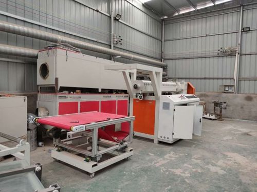 為何說(shuō)熔噴布還是一 布 難求呢